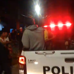 VECINOS CAPTURAN A TRES MENORES ACUSADOS DE ARREBATAR UN CELULAR EN IQUITOS