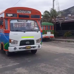CONDUCTORES DE COLECTIVOS PROTESTAN Y EXIGEN UN TERMINAL TERRESTRE EN IQUITOS