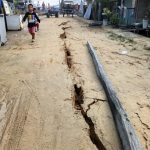 Alerta en Punchana: enorme grieta amenaza con el colapso de viviendas en el A.H. 15 de Marzo