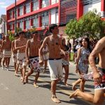 Rumbo al desfile de Fiestas Patrias: Estudiantes del colegio Teniente Manuel Clavero Muga se lucen en preparativos